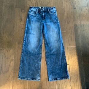 Women’s High Rise Wide Leg KUT Long Jeans I Size 6L I Blue Distressed Color